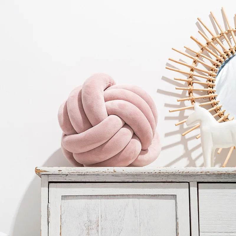 Knot Pillow